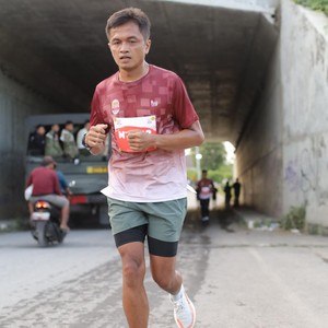 Race photo from KEDIRI HALF MARATHON 2026