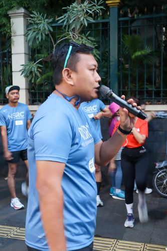 Race photo from NU SKIN RUNNING CLUB