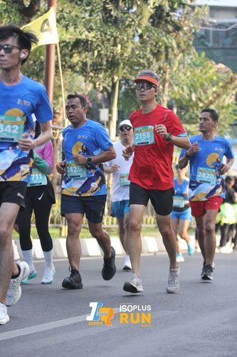 Race photo from Isoplus Run 2024 Surabaya