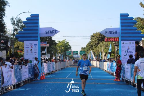 Race photo from Jabar Run 10K 2024