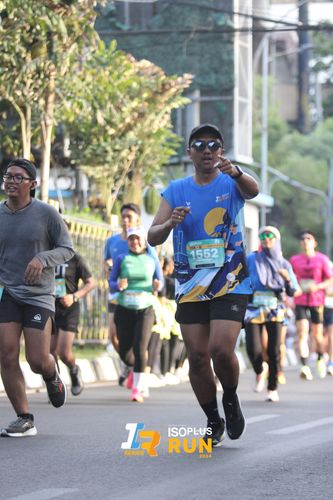 Race photo from Isoplus Run 2024 Surabaya