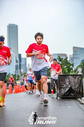 Race photo from Smartfren Run 2024