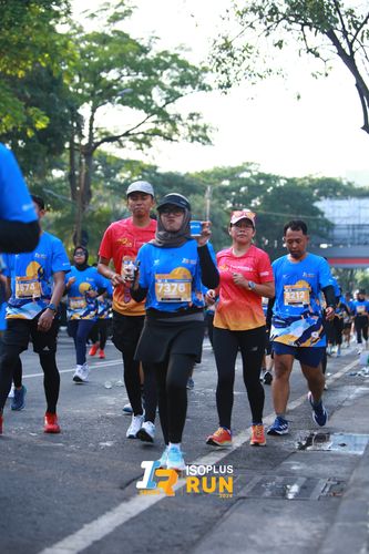 Race photo from Isoplus Run 2024 Surabaya