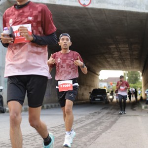 Race photo from KEDIRI HALF MARATHON 2026