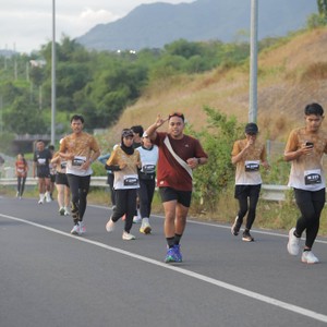 Race photo from KEDIRI HALF MARATHON 2026