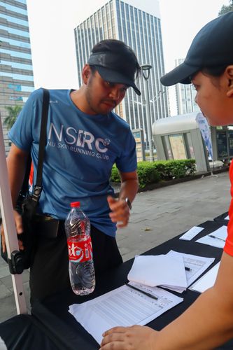 Race photo from NU SKIN RUNNING CLUB