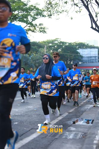 Race photo from Isoplus Run 2024 Surabaya