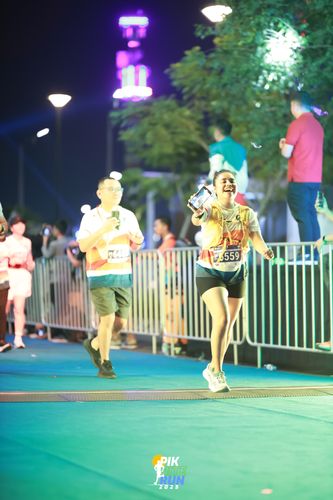 Race photo from PIK NITE RUN 2025