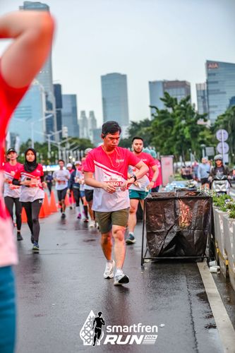 Race photo from Smartfren Run 2024