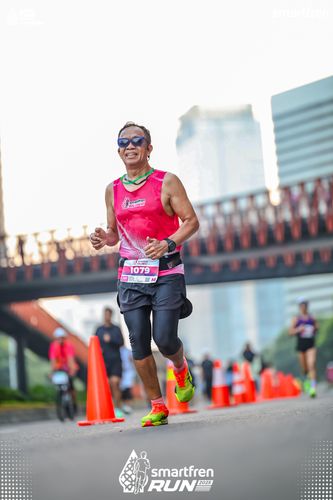 Race photo from Smartfren Run 2025 
