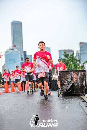 Race photo from Smartfren Run 2024