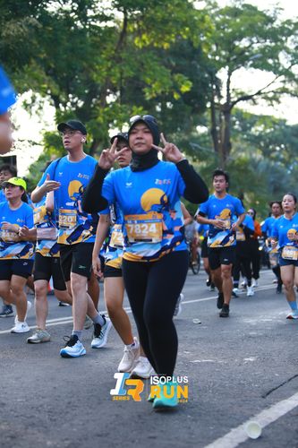 Race photo from Isoplus Run 2024 Surabaya