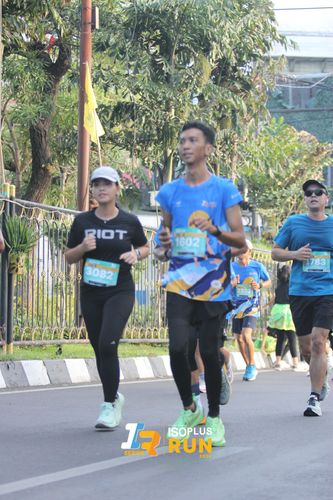 Race photo from Isoplus Run 2024 Surabaya
