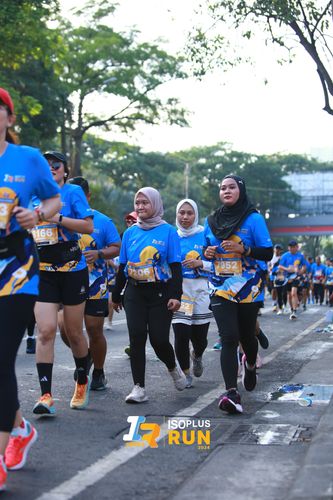 Race photo from Isoplus Run 2024 Surabaya