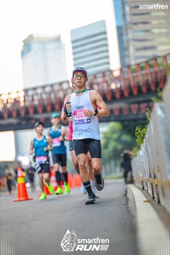 Race photo from Smartfren Run 2025 