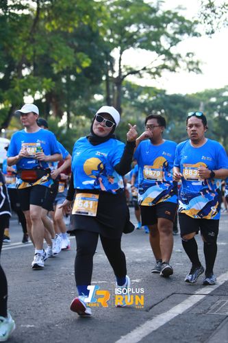 Race photo from Isoplus Run 2024 Surabaya