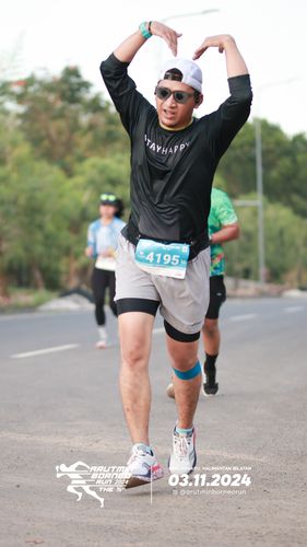 Race photo from Arutmin Borneo Run 2024