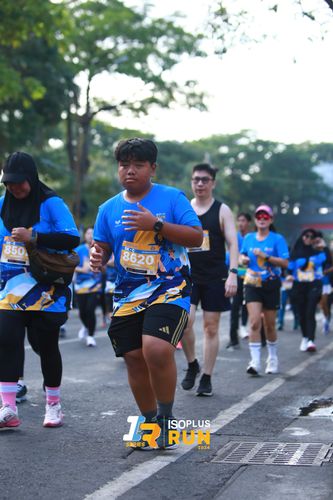 Race photo from Isoplus Run 2024 Surabaya