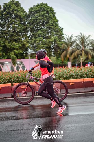 Race photo from Smartfren Run 2024