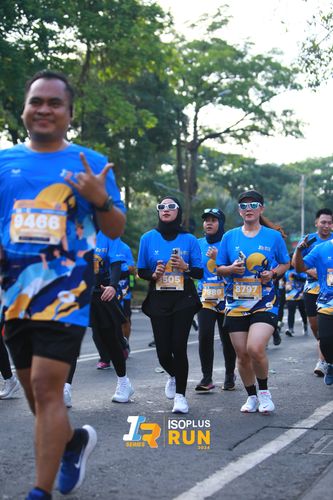 Race photo from Isoplus Run 2024 Surabaya