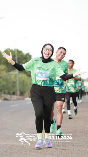 Race photo from Arutmin Borneo Run 2024
