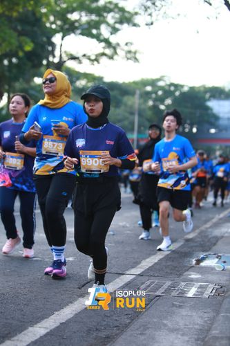 Race photo from Isoplus Run 2024 Surabaya