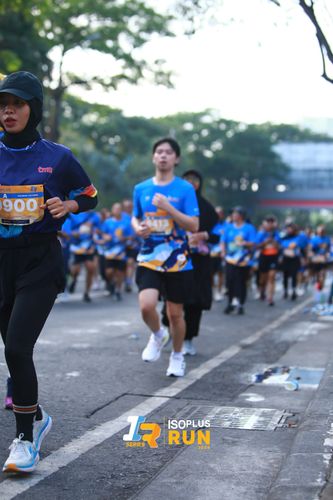 Race photo from Isoplus Run 2024 Surabaya