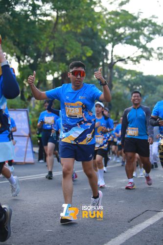 Race photo from Isoplus Run 2024 Surabaya