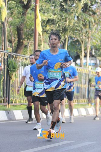 Race photo from Isoplus Run 2024 Surabaya