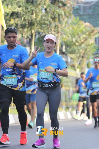 Race photo from Isoplus Run 2024 Surabaya