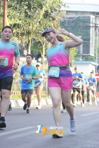Race photo from Isoplus Run 2024 Surabaya