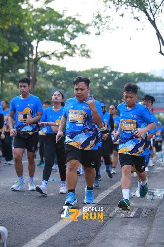 Race photo from Isoplus Run 2024 Surabaya