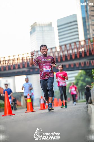 Race photo from Smartfren Run 2025 