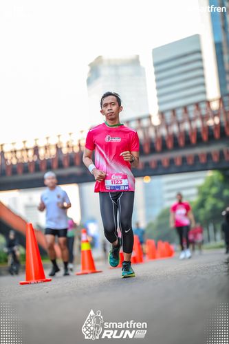 Race photo from Smartfren Run 2025 