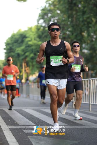 Race photo from SURABAYA ISOPLUS MARATHON 2025