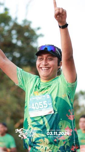 Race photo from Arutmin Borneo Run 2024