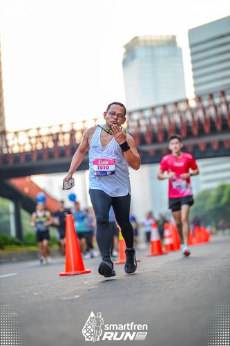 Race photo from Smartfren Run 2025 
