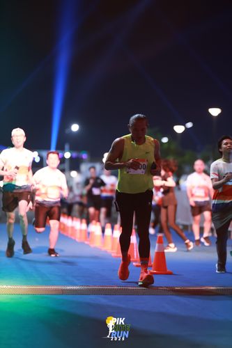 Race photo from PIK NITE RUN 2025