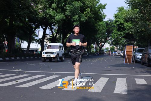 Race photo from SURABAYA ISOPLUS MARATHON 2025