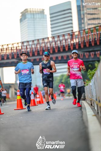 Race photo from Smartfren Run 2025 