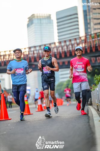 Race photo from Smartfren Run 2025 