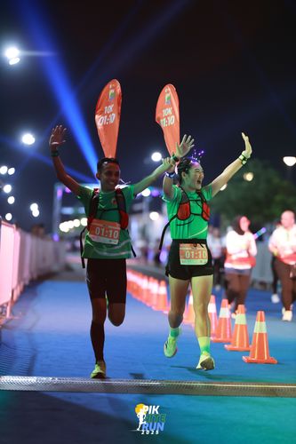 Race photo from PIK NITE RUN 2025