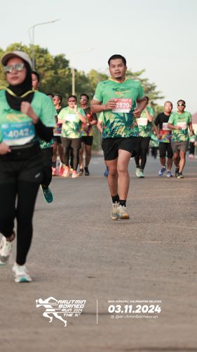 Race photo from Arutmin Borneo Run 2024
