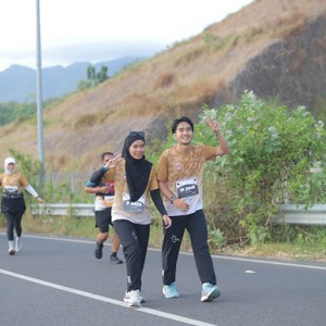 Race photo from KEDIRI HALF MARATHON 2026