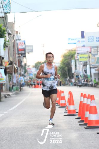 Race photo from Jabar Run 10K 2024