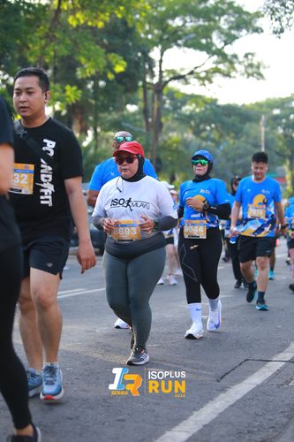 Race photo from Isoplus Run 2024 Surabaya