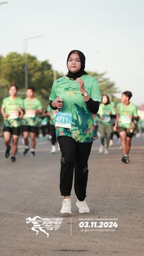 Race photo from Arutmin Borneo Run 2024