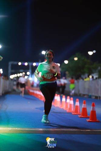 Race photo from PIK NITE RUN 2025