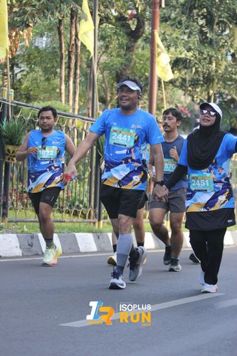 Race photo from Isoplus Run 2024 Surabaya