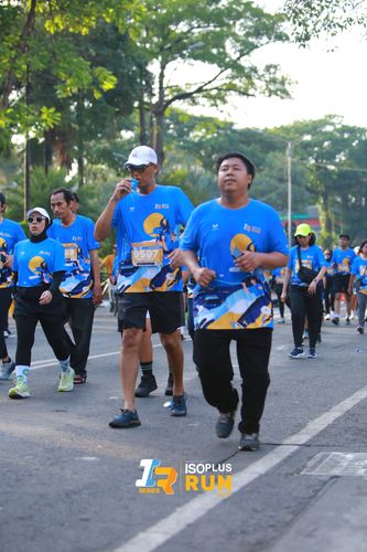 Race photo from Isoplus Run 2024 Surabaya